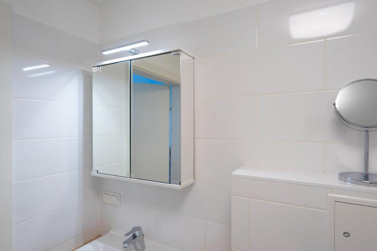 Donaufeld Living - Modernes Und Helles Apartment Vienna Esterno foto