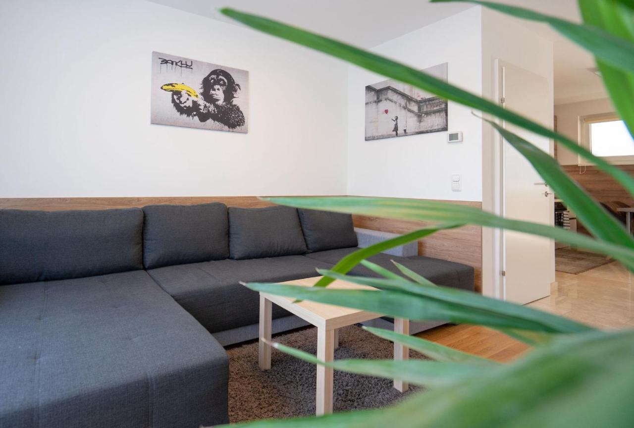 Donaufeld Living - Modernes Und Helles Apartment Vienna Esterno foto