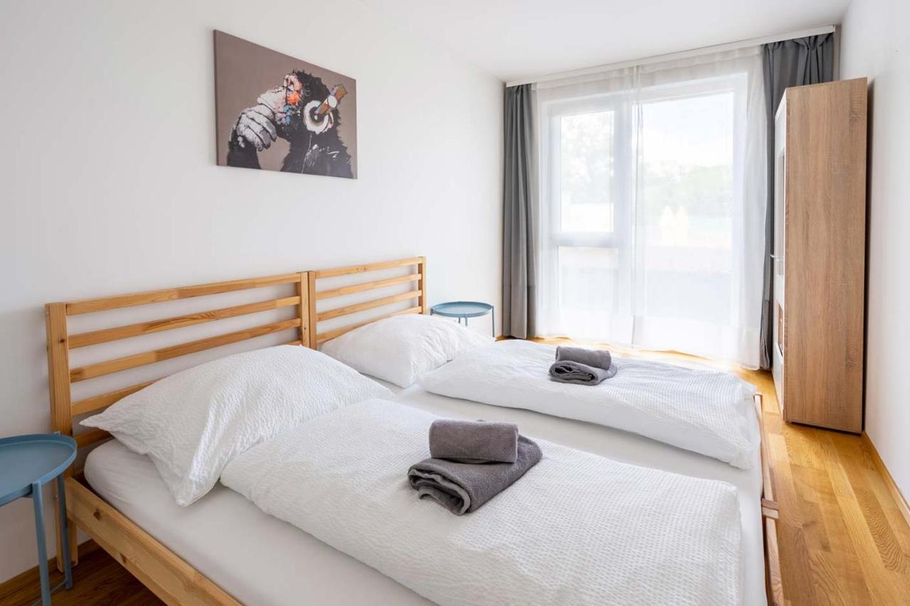 Donaufeld Living - Modernes Und Helles Apartment Vienna Esterno foto